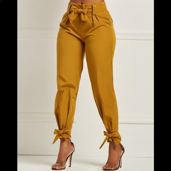 LAST PAIR 🤩 Mustard Cropped High Waist Pants - Picture 4 of 5